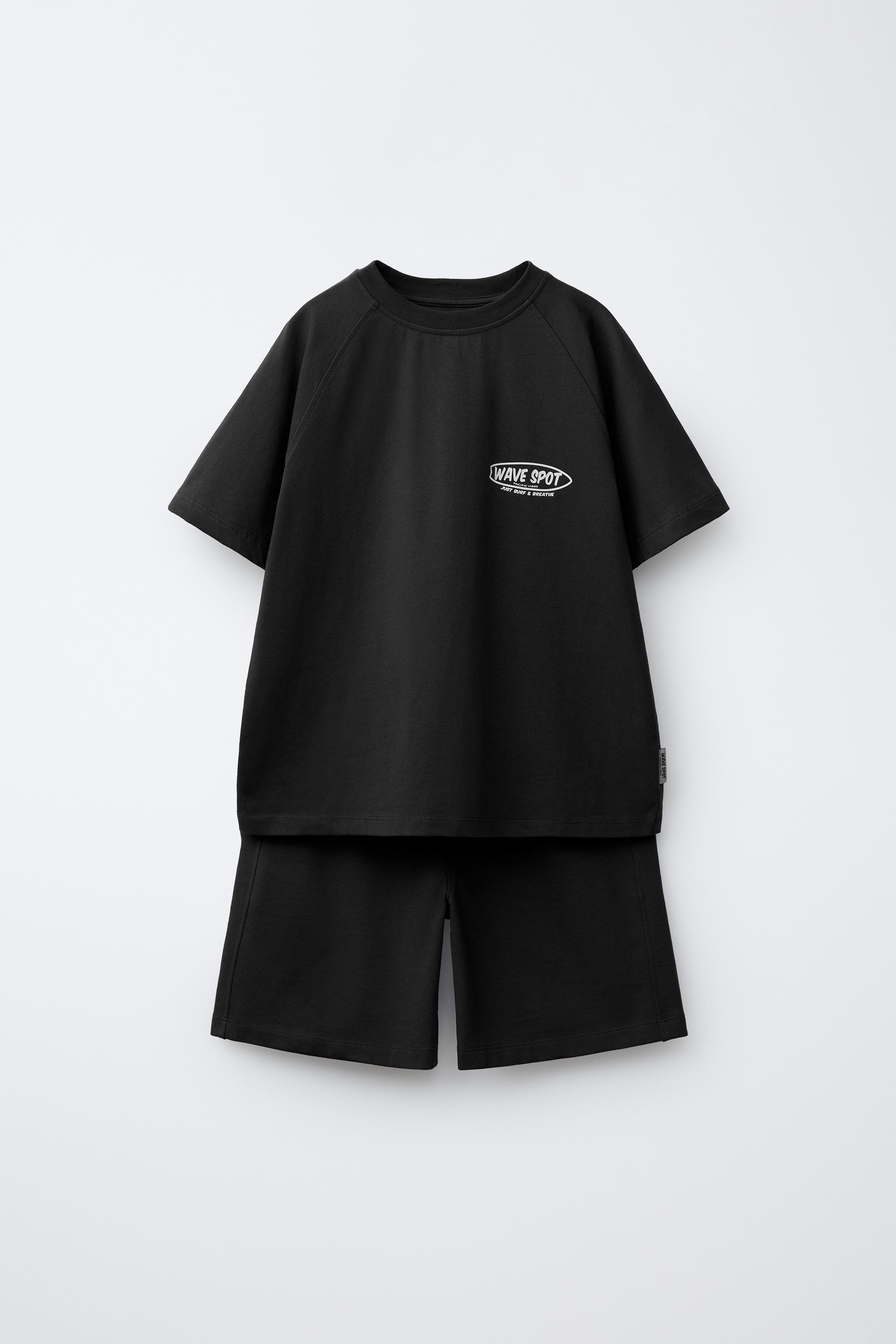 T-SHIRT AND SHORTS SET WITH TEXT